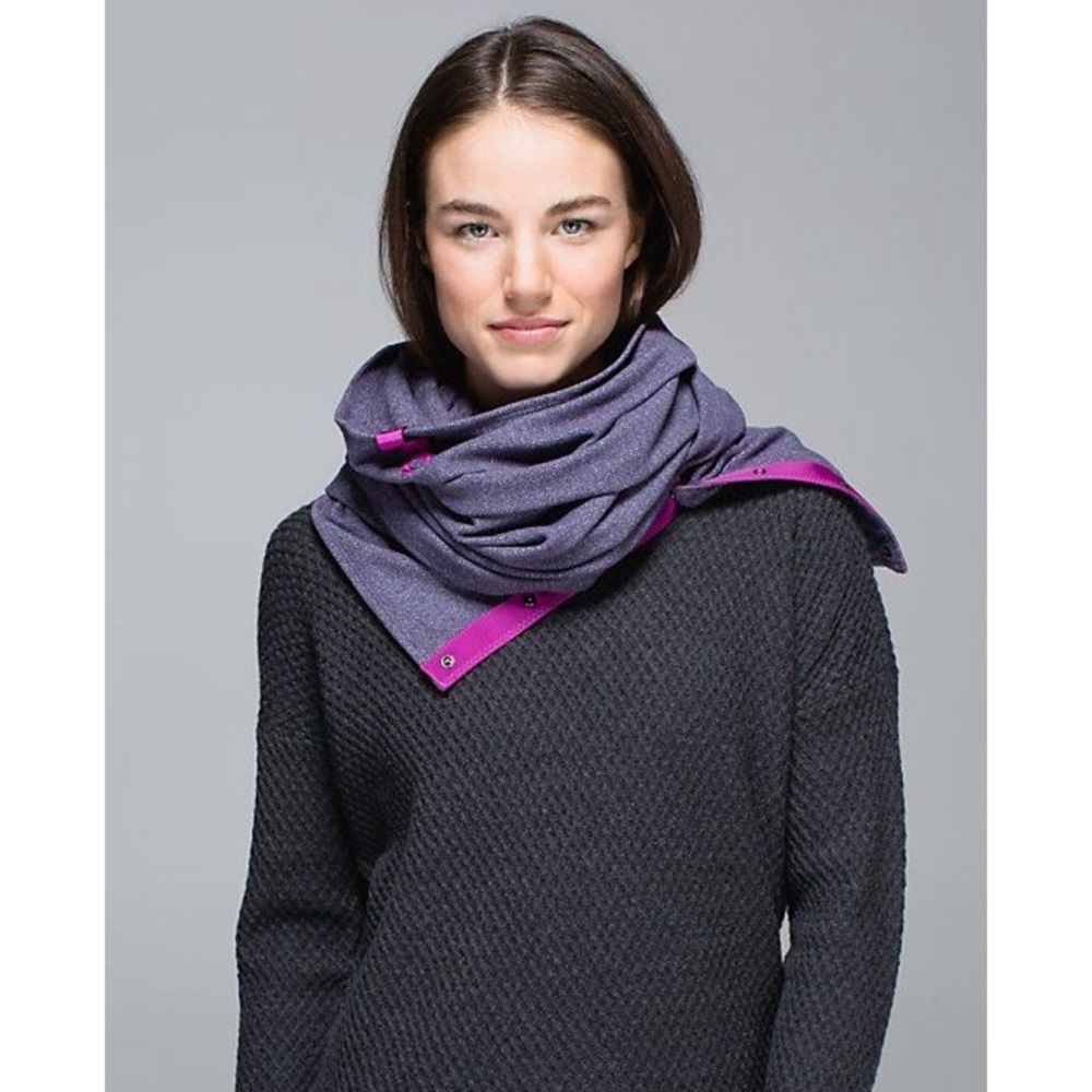 Lululemon Vinyasa Scarf Heathered Herringbone Heathered Black Grape Nightfall